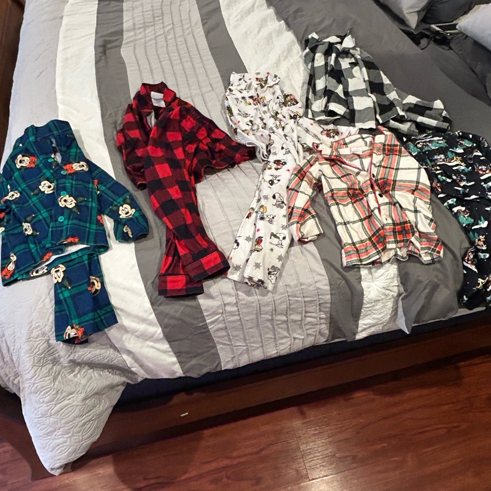 Kids Christmas Pajamas 🎄  Mickey and Charlie Brown!